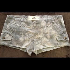 Hollister Low Waist Camouflage Shorts